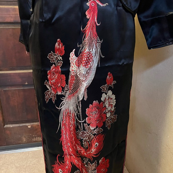 Original Chinese silk dress.  Tag says XL but runs VERY small. - Picture 2 of 16